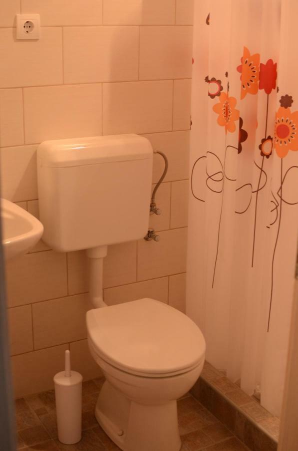 Gerecse Vendeghaz Hotel Sutto Екстериор снимка