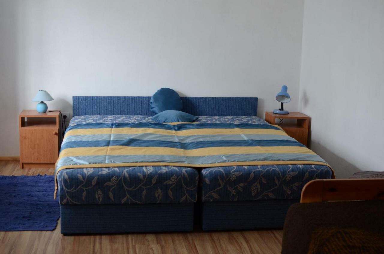Gerecse Vendeghaz Hotel Sutto Екстериор снимка
